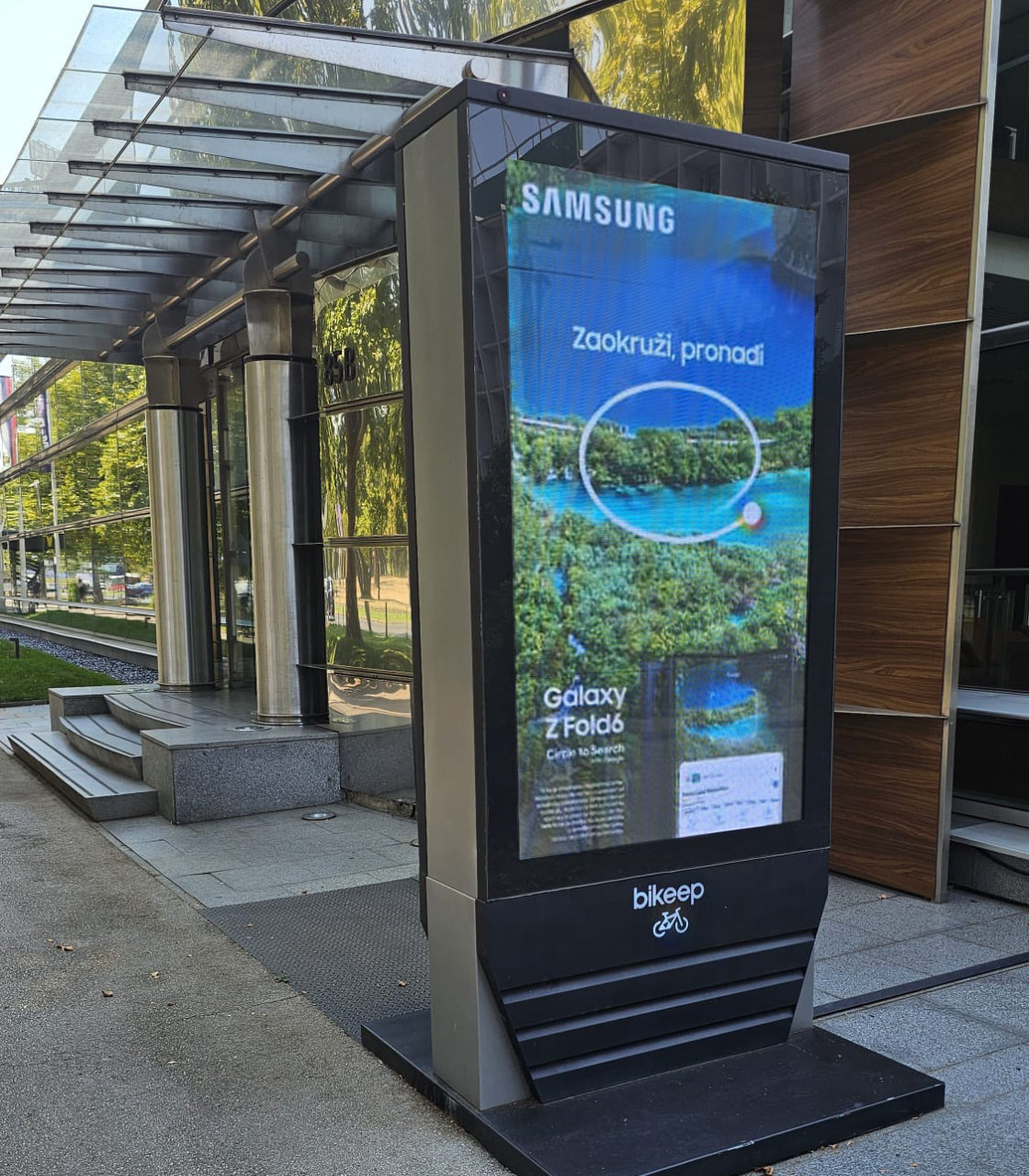 Kampanja Samsung na Bikeep stanici, MPC Plaza
